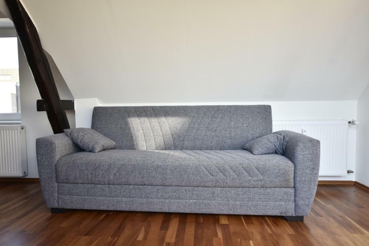 Apartment Liliencronstrasse Dusseldorf